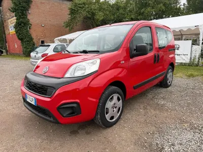 Usata Fiat Qubo Dynamic 70 CV (51 kW) 2016 Rosso Monovolume