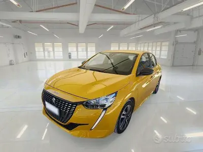 Usata Peugeot 208 Active 100 CV (73 kW) 2023 Giallo Utilitaria