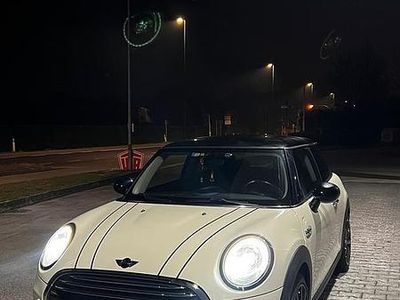 Usata Mini Cooper D 2016 Bianco Utilitaria