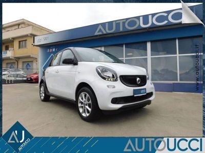 usata Smart ForFour 70 70 1.0 twinamic Passion Automatico NEOPATENTATI