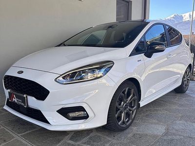 Begagnad Ford Fiesta ST-Line 2018 Grå Halvkombi