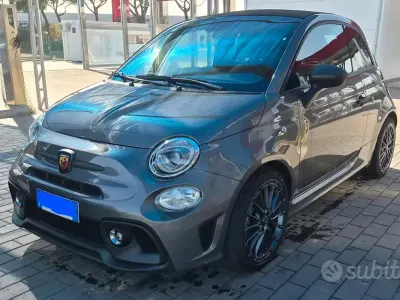 Usata Abarth 595 165 CV (121 kW) 2024 Grigio Cabrio
