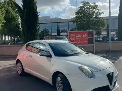Usata Alfa Romeo MiTo 77 CV (56 kW) 2017 Bianco Utilitaria