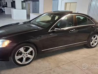 Usado Mercedes S320 235 CV (172 kW) 2006 Negro Berlina