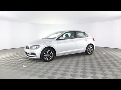 Argento / pastello Usata 2020 VW Polo Comfortline Berlina | 14.300 € (Buon prezzo)