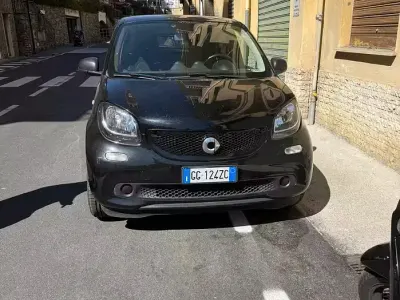 Usata Smart ForFour 90 CV (66 kW) 2019 Utilitaria