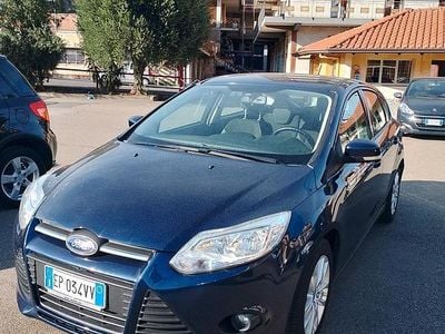 Usata Ford Focus Titanium 115 CV (84 kW) 2013 Blu Berlina