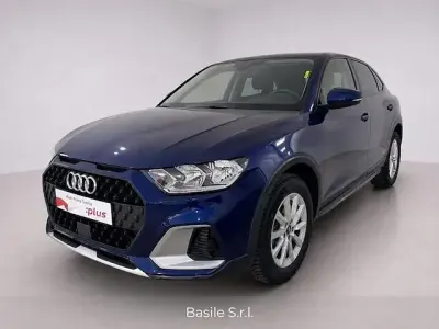 Usado Audi A1 Business 116 CV (85 kW) 2025 Azul SUV