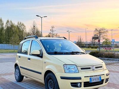 Usata Fiat Panda Dynamic 64 CV (47 kW) 2010 Giallo Utilitaria