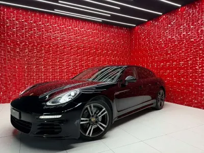 Usata Porsche Panamera Diesel Edition 300 CV (220 kW) 2014 Nero Utilitaria