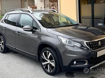 Usata Peugeot 2008 Allure 99 CV (72 kW) 2018 Grigio SUV