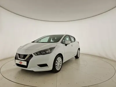 Usata Nissan Micra Acenta 92 CV (67 kW) 2021 Bianco Utilitaria