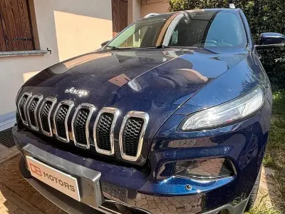 Używany Jeep Cherokee Limited 170 KM (125 kW) 2014 Czarny SUV