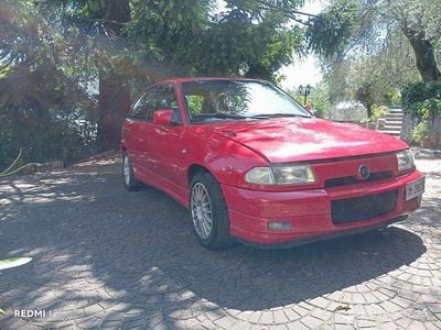 Usata Opel Astra 150 CV (110 kW) 1993 Rosso Berlina