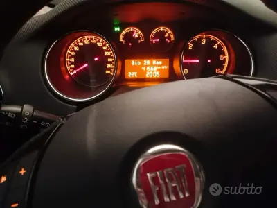 Usata Fiat Bravo 105 CV (77 kW) 2013 Grigio Utilitaria