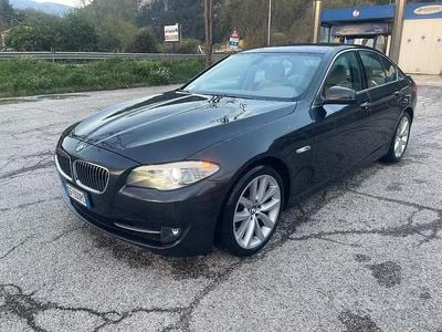 Usata BMW 530 Luxury Line 2010 Berlina