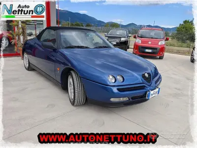 Usata Alfa Romeo Spider Lusso 150 CV (110 kW) 1995 Bluazzurro Cabrio