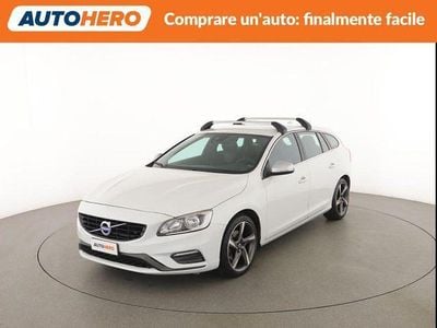 Usata Volvo V60 R-Design Momentum 150 CV (110 kW) 2015 Bianco Station wagon
