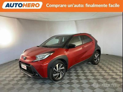 Usata Toyota Aygo X Lounge 72 CV (52 kW) 2022 Rosso SUV