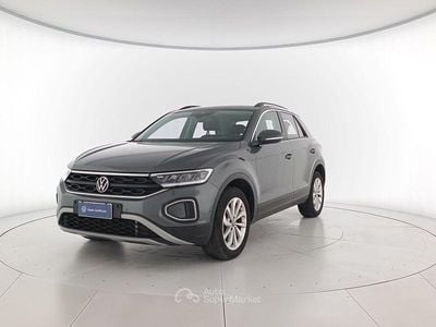 Usata VW T-Roc Life 150 CV (110 kW) 2023 X3 indium grey metallizzato SUV