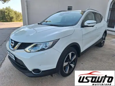 Usata Nissan Qashqai Tekna 110 CV (80 kW) 2017 Bianco SUV