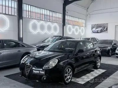 Usata Alfa Romeo Giulietta Exclusive 105 CV (77 kW) 2012 Nero Utilitaria