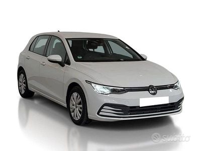 Usata VW Golf VIII R 131 CV (96 kW) 2023 Bianco Berlina