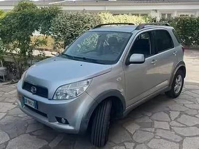 Usata Daihatsu Terios 105 CV (77 kW) 2008 Grigio SUV