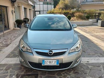 Usata Opel Astra 101 CV (74 kW) 2010 Grigio Berlina