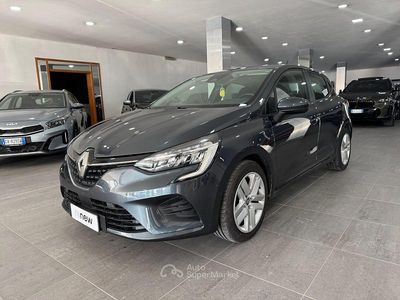 Usata Renault Clio V Business 101 CV (74 kW) 2021 Grigio Berlina