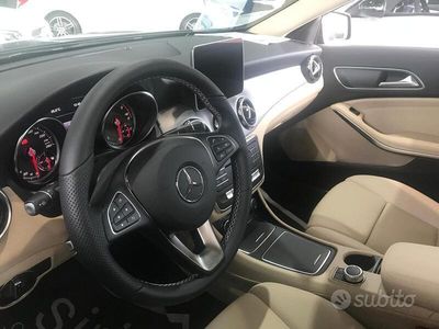 Usata Mercedes GLA200 Sport 2018 Blu SUV