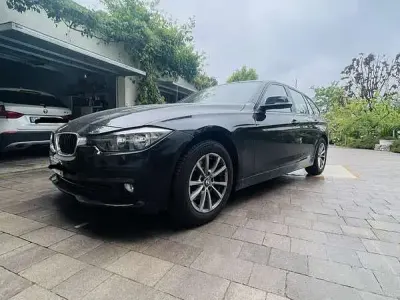 Begagnad BMW 318