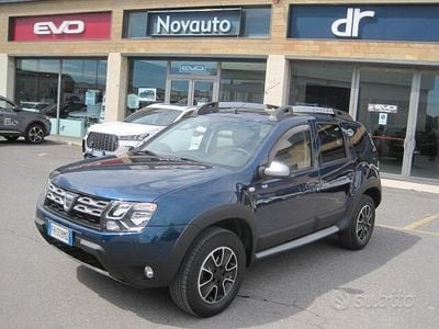 Usata Dacia Duster Lauréate 115 CV (84 kW) 2017 Blu SUV
