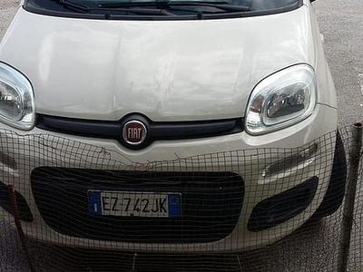 Usata Fiat Panda 70 CV (51 kW) 2015 Utilitaria