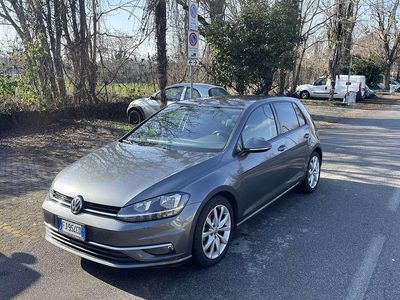 Usata VW Golf VII Highline 110 CV (80 kW) 2017 Berlina