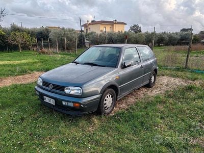 Usata VW Golf III 101 CV (74 kW) 1996 Grigio Berlina