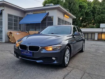 Begagnad BMW 318 Luxury Line 143 HK (105 kW) 2014 Grå Kombi