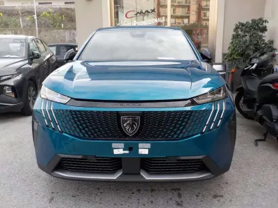 Nuova Peugeot 3008 Allure 145 CV (106 kW) 2025 Vari colori SUV