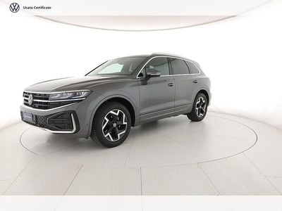 Usata VW Touareg R-line 231 CV (169 kW) 2025 3m silicon grey metallizzato SUV