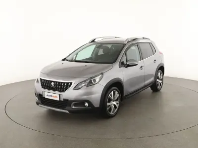 Usata Peugeot 2008 Allure 102 CV (75 kW) 2019 Argento SUV