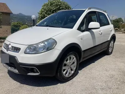 Usata Fiat Sedici 135 CV (99 kW) 2010 Bianco SUV