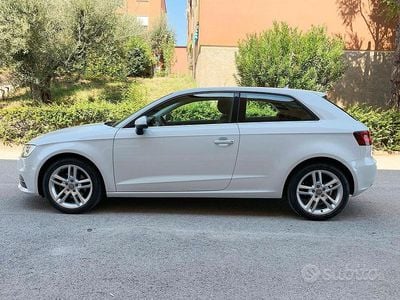 Usata Audi A3 Business 105 CV (77 kW) 2013 Bianco Berlina