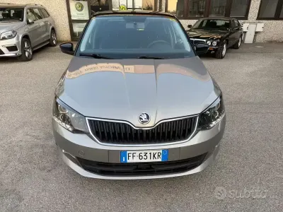 Usata Skoda Fabia Executive 90 CV (66 kW) 2016 Grigio Berlina