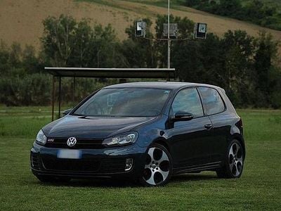 Usata VW Golf VI GTI 2010 Blu Utilitaria