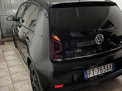 Usata VW up! high up! 68 CV (50 kW) 2018 Nero Utilitaria