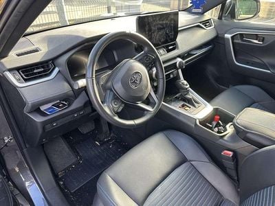 Usata Toyota RAV4 Hybrid Style 220 CV (161 kW) 2024 Grigio SUV