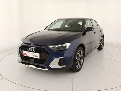 Usata Audi A1 Admired 110 CV (80 kW) 2023 Blu navarra metallizzato grigio manhatta SUV