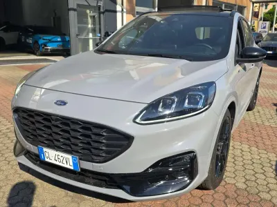 Usata Ford Kuga ST-Line X 152 CV (111 kW) 2023 Graphite tech SUV