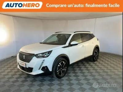 Usata Peugeot 2008 Allure 131 CV (96 kW) 2021 Bianco SUV