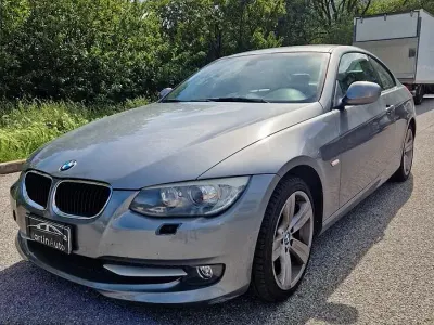 Usata BMW 320 184 CV (135 kW) 2010 Grigio Coupé